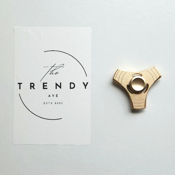 Fidget spinner | fun novelty toy - Picture 1 of 1